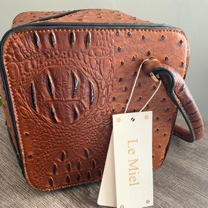 Box faux ostrich handbag | vegan leather